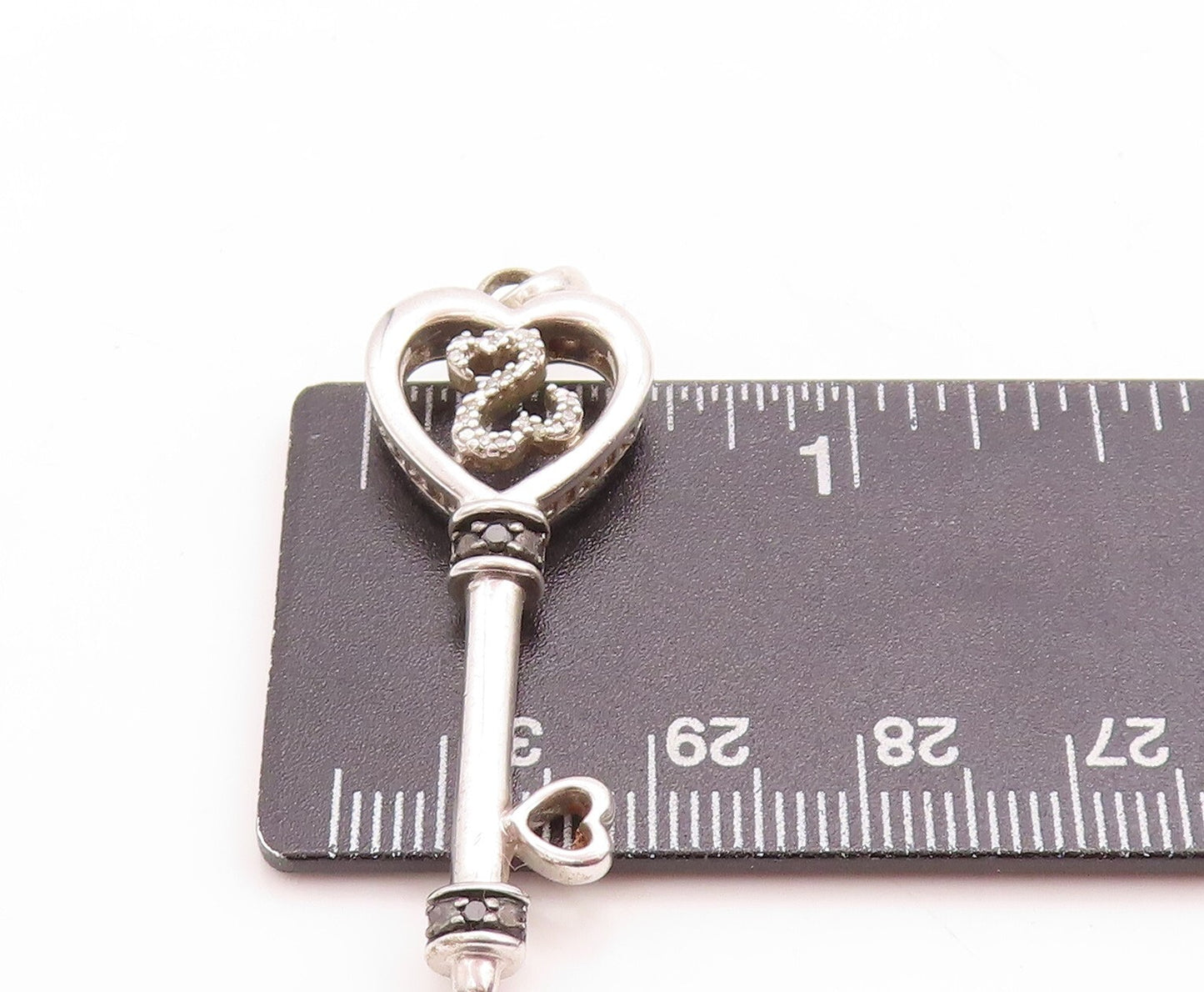 925 Sterling Silver Vintage Pendant White & Black Diamonds Key Of Love PT23762