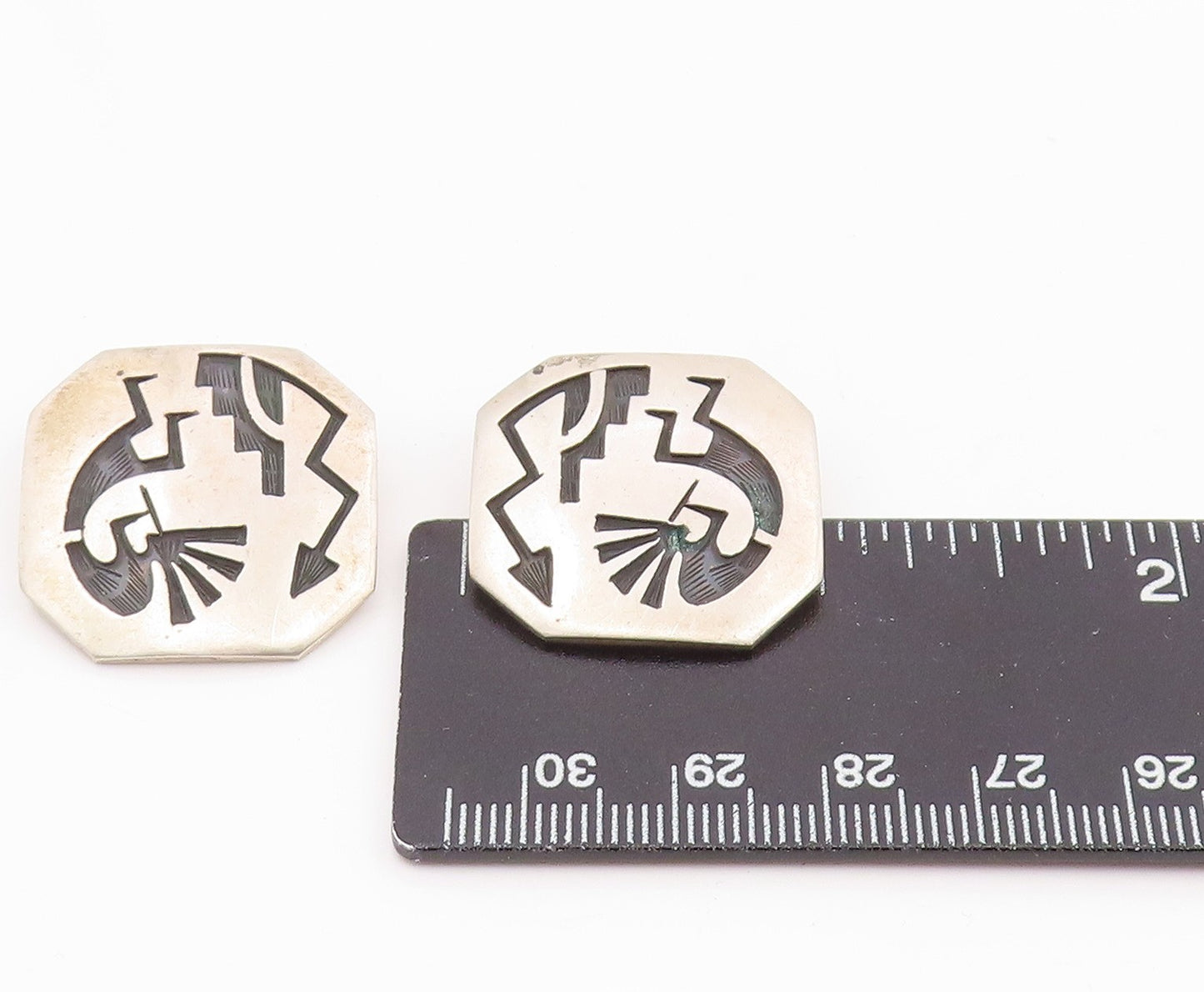 NAVAJO 925 Sterling Silver Vintage Ancient Egyptian Carved Earrings EG12566