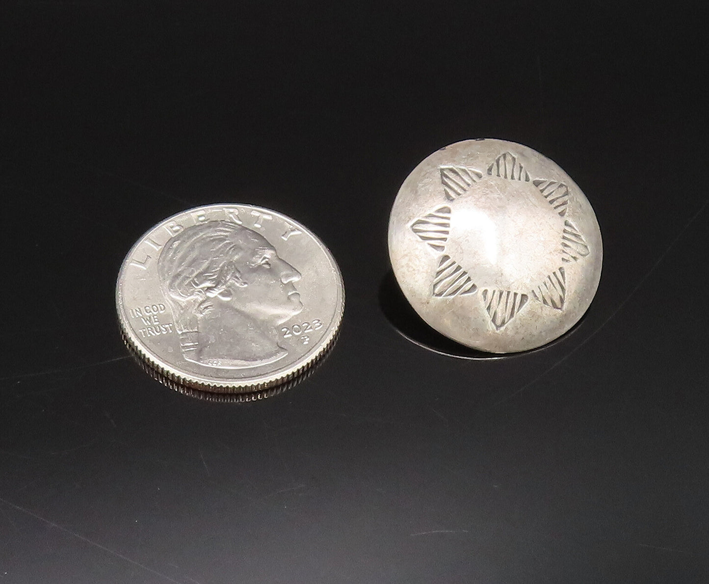 SOUTHWESTERN 925 Sterling Silver Vintage Etched Star Motif Dome Earrings EG12298