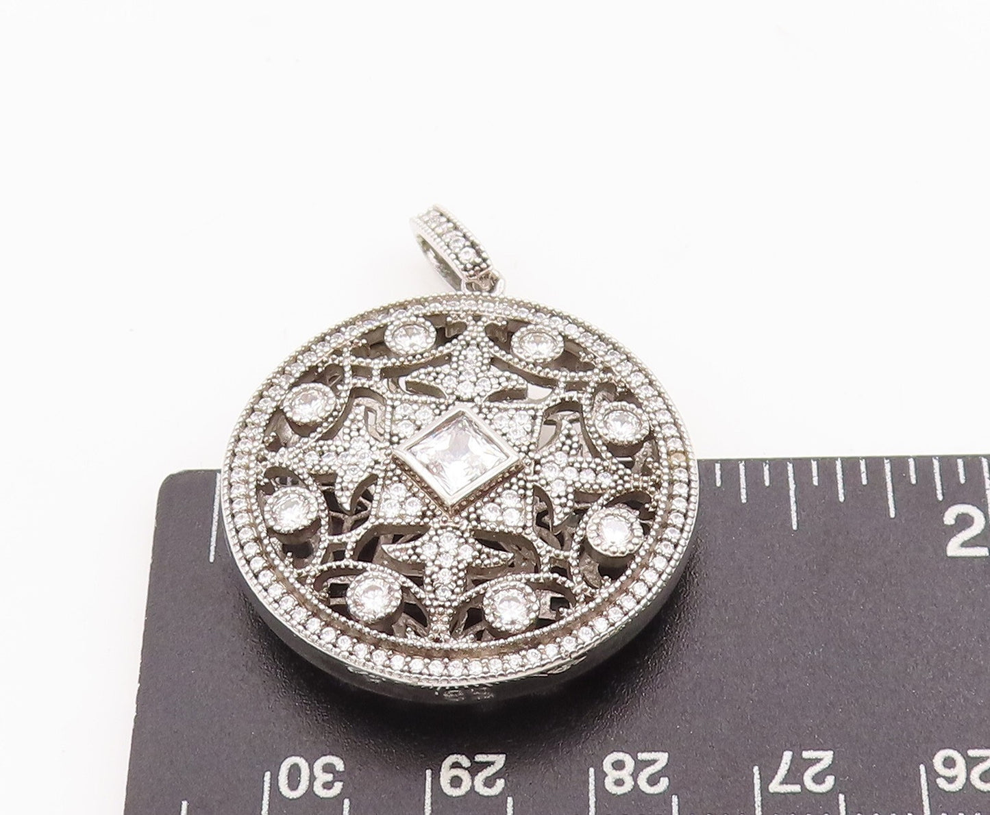 925 Sterling Silver Vintage Pendant Cutout Floral Design CZ Inlay PT23300