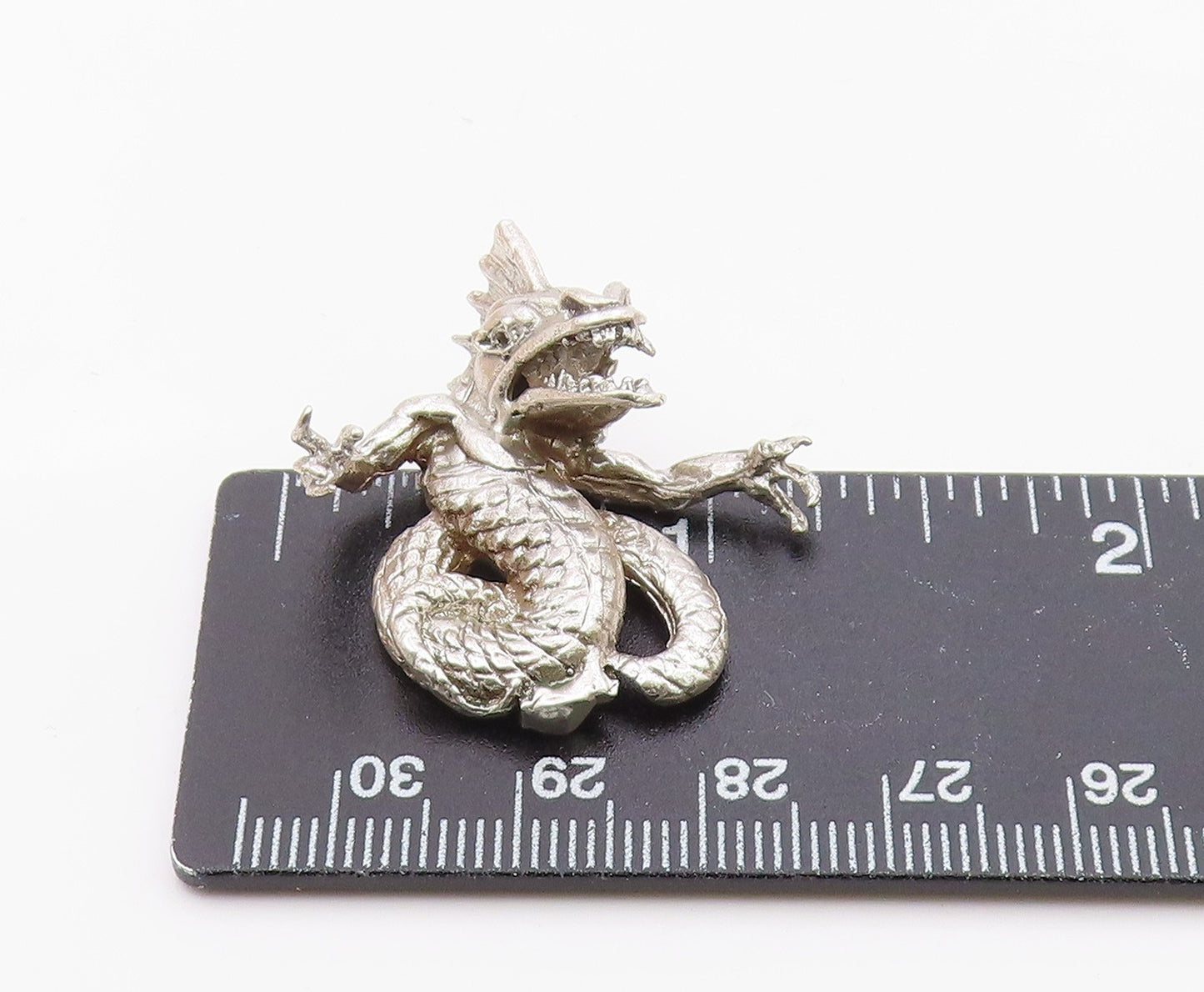 925 Sterling Silver Vintage Shiny Dragon Motif Etched Detail Trinket TR2027