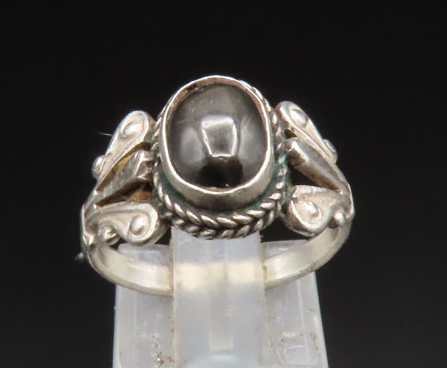 925 Sterling Silver Vintage Unique Black Cat's Eye Border Ring Sz 6 RG25209