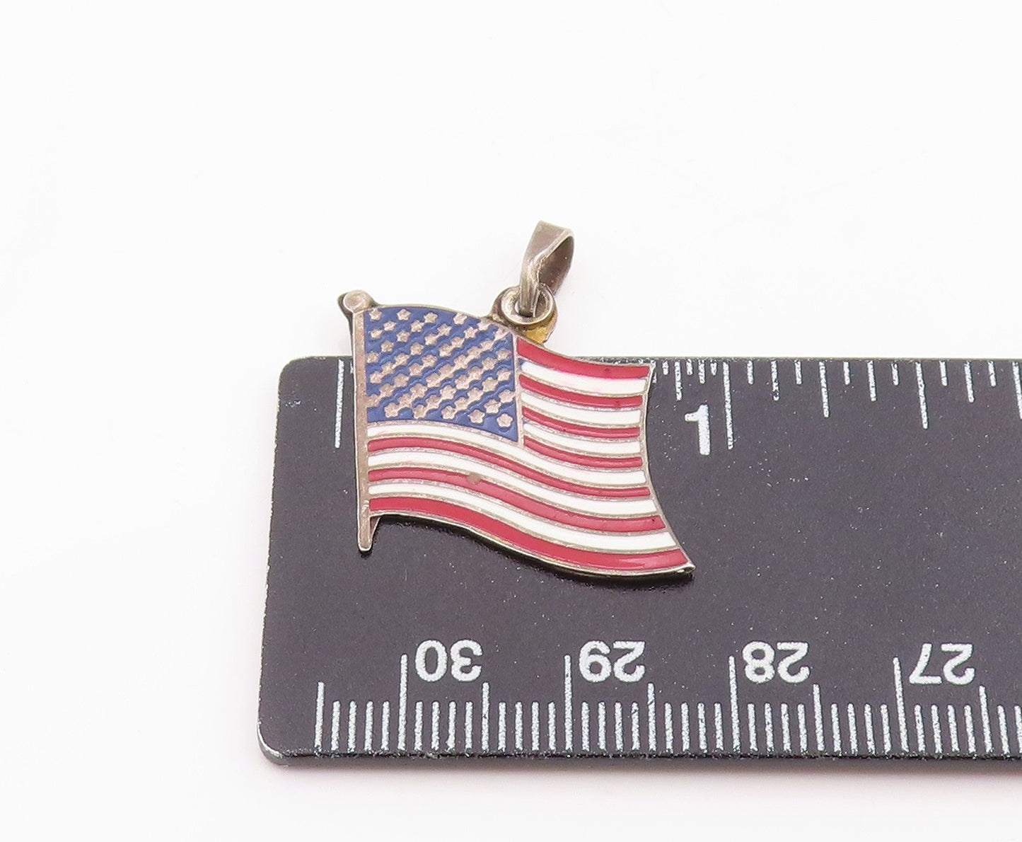 925 Sterling Silver Vintage Pendant Minimalist Enameled US Flag Charm PT26125