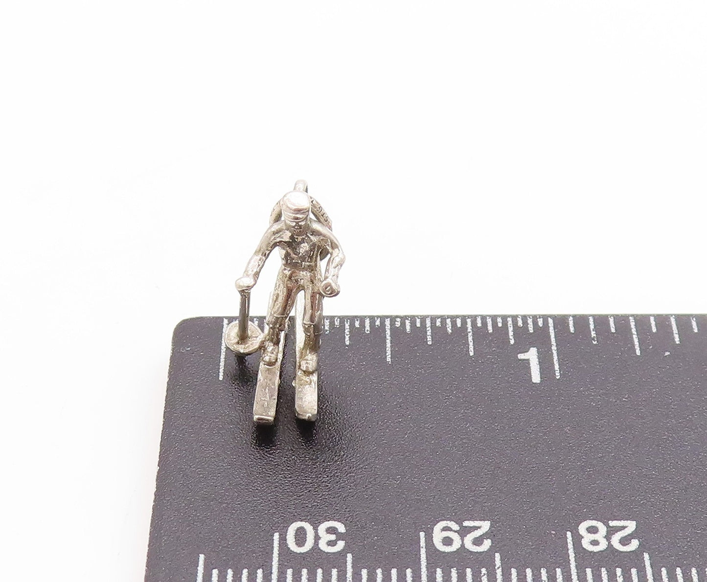 925 Sterling Silver Vintage Pendant Snow Skiing Man Winter Sport Charm PT25109