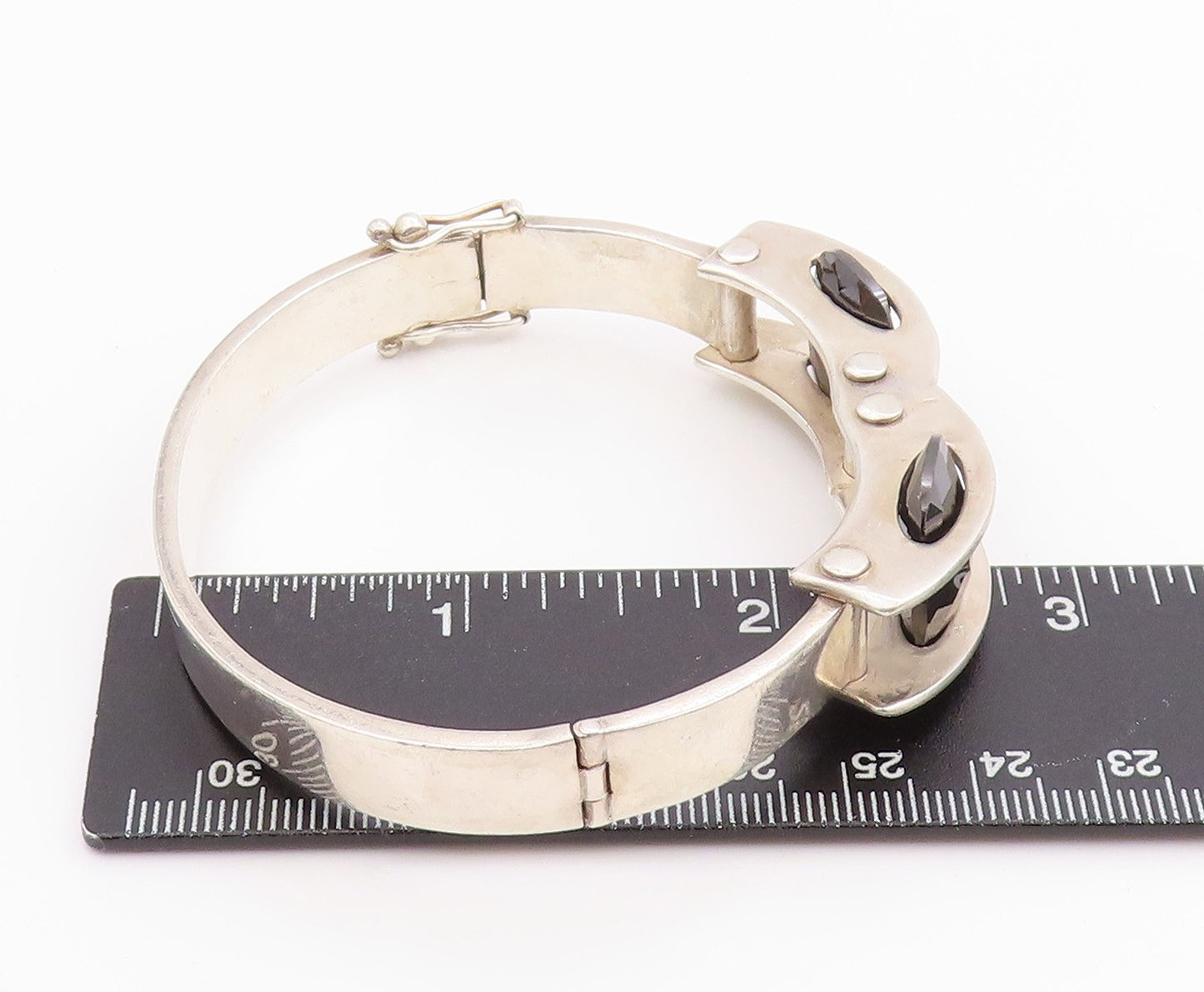 925 Sterling Silver Vintage Bracelet Modernist Design Cut Oval Hematite BT11323