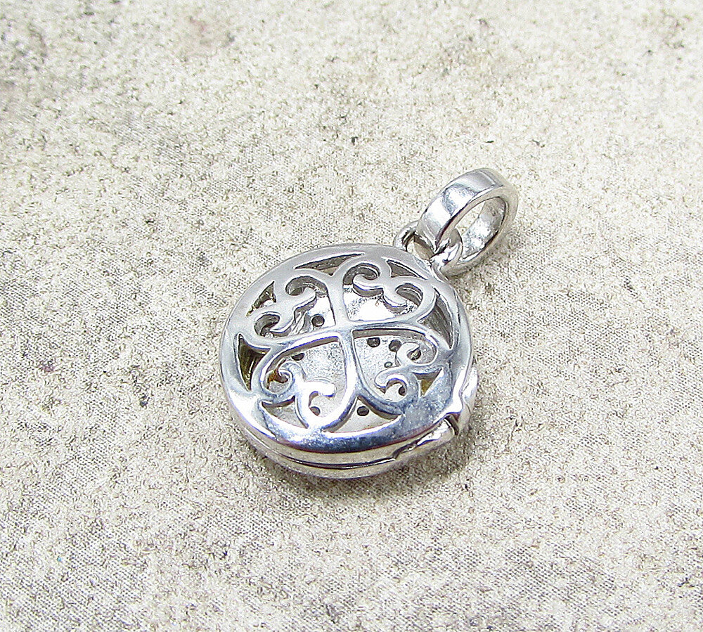 925 Silver Cubic Zirconia Love Heart Picture Locket (Opens) Pendant PT1460