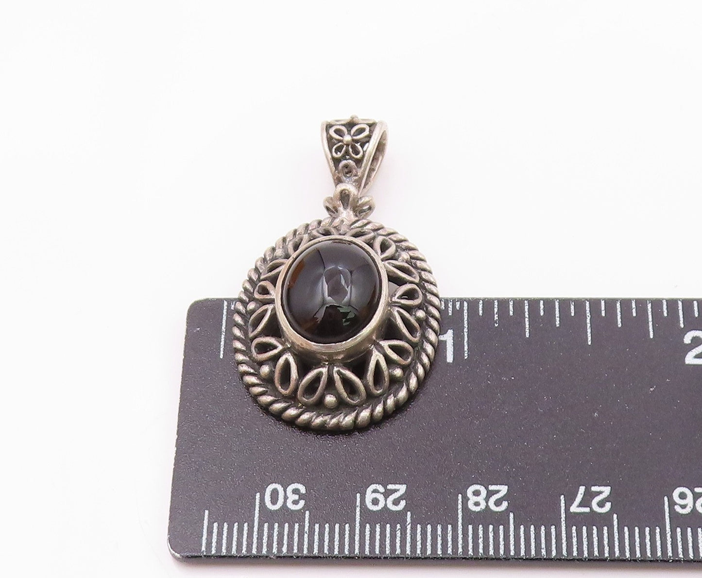 925 Sterling Silver Vintage Cabochon Black Onyx Floral Dome Pendant PT17632