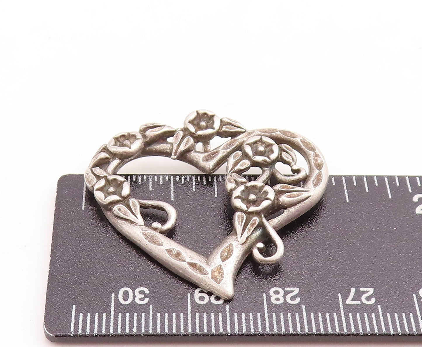 925 Sterling Silver Vintage Pendant Dark Tone Cutout Floral Heart PT23753