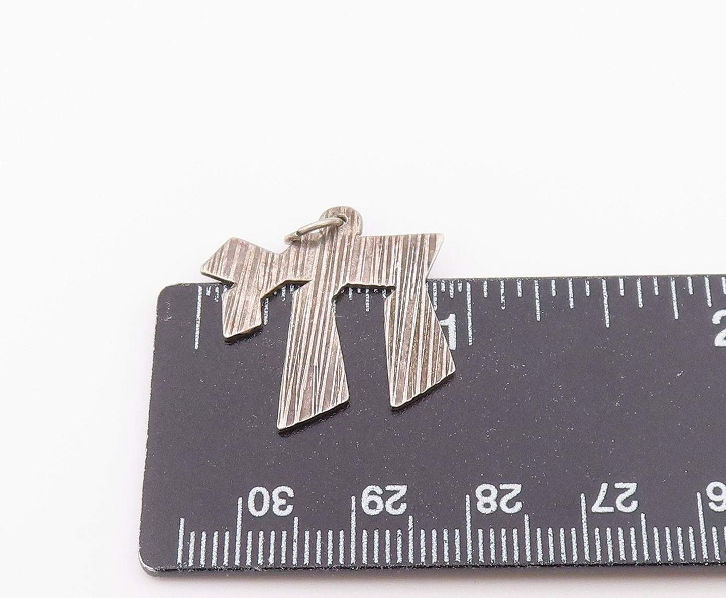 925 Sterling Silver Vintage Pendant Classic Textured Chai Hebrew Charm PT26377