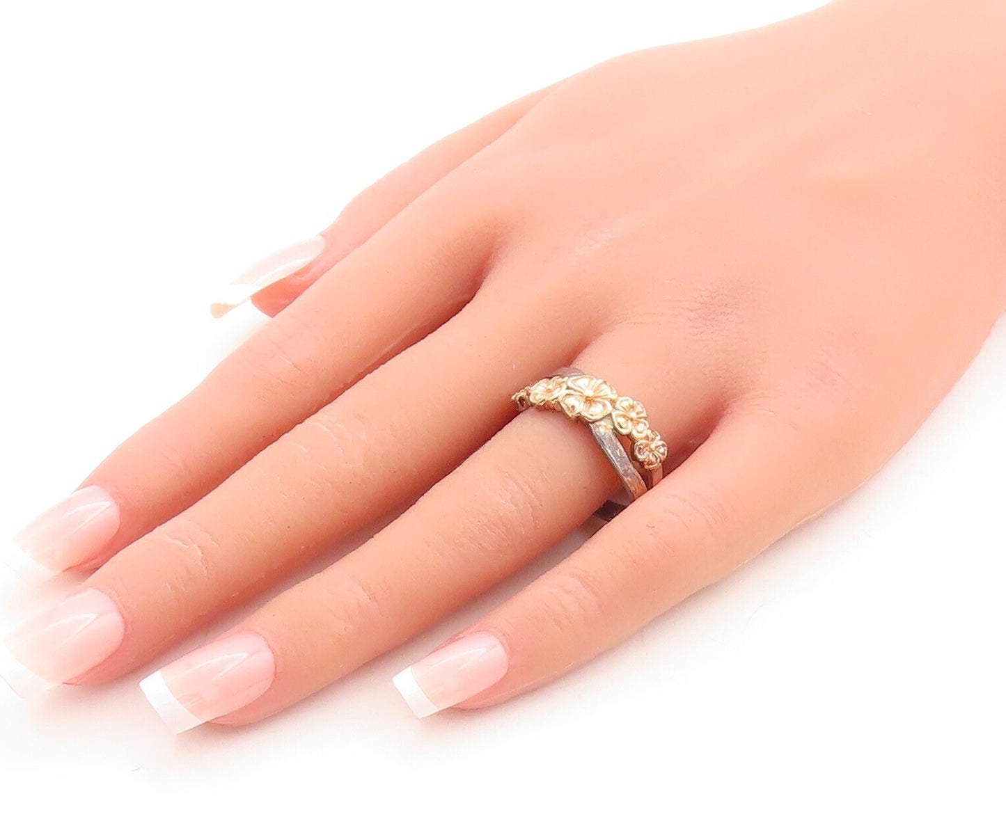 925 Sterling Silver Vintage Ring Designer Dark Tone Floral Carved Sz 11 RG31504