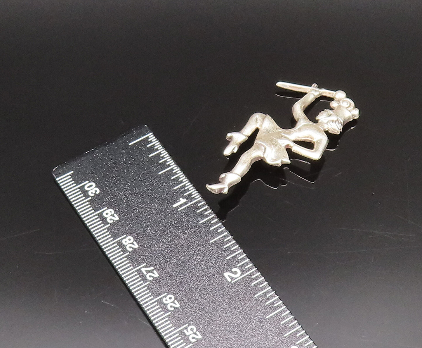 925 Sterling Silver Vintage Carved Dutch Dancer Motif Brooch Pin BP10058