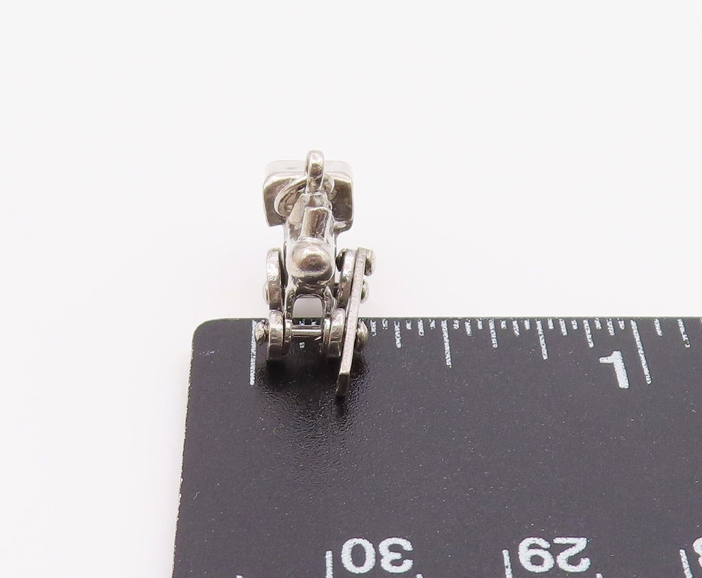 925 Sterling Silver Vintage Petite Shiny Train Car Drop Pendant PT17301