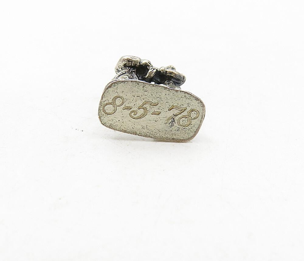 925 Sterling Silver Vintage Oxidized Married Couple Statue Pendant PT6582