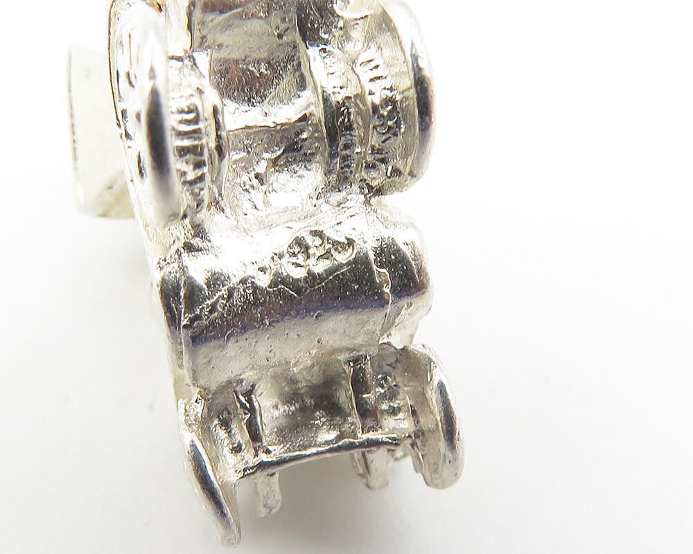 925 Sterling Silver Vintage Shiny Old Fashioned Carriage Pendant PT8139