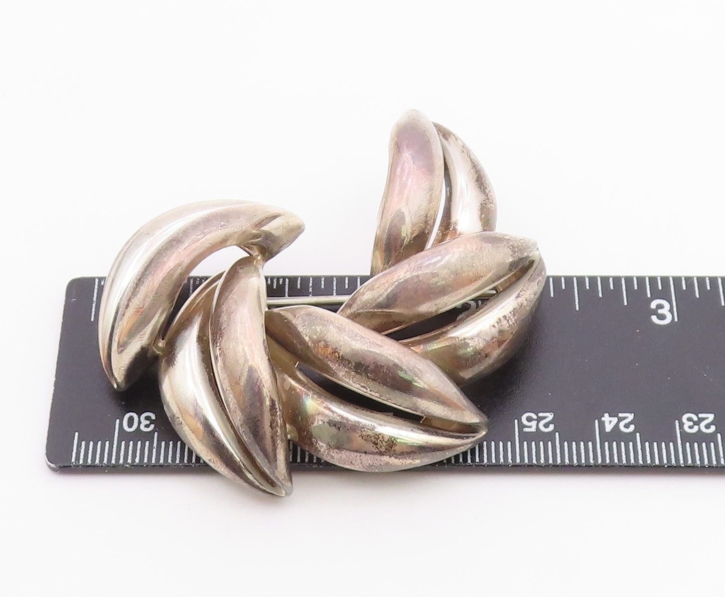 DESIGNER 925 Sterling Silver Vintage Floral Leaves Motif Brooch Pin BP8641
