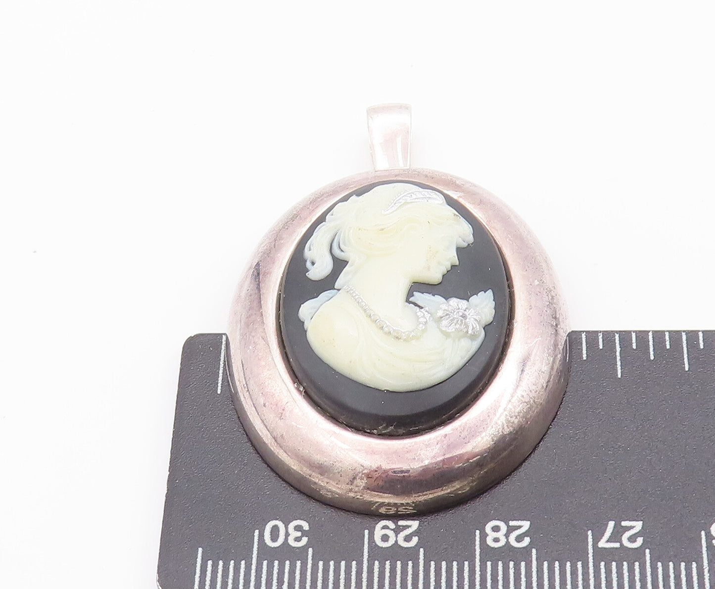 925 Sterling Silver Vintage Brooch Pin Oval Large Carved Cameo Design BP10663