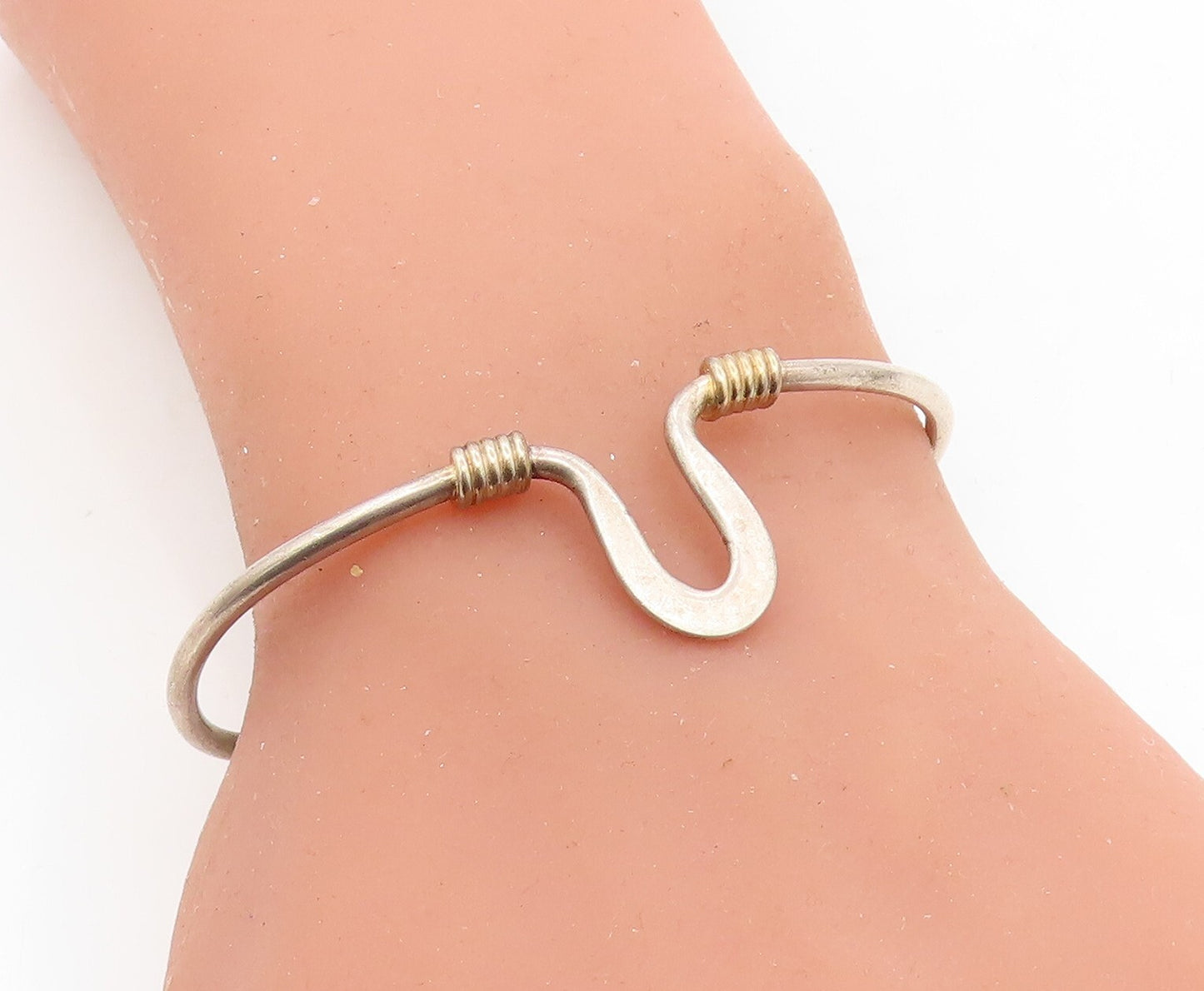 925 Sterling Silver Vintage Two Tone Wrapped Detail Cuff Bracelet BT3075