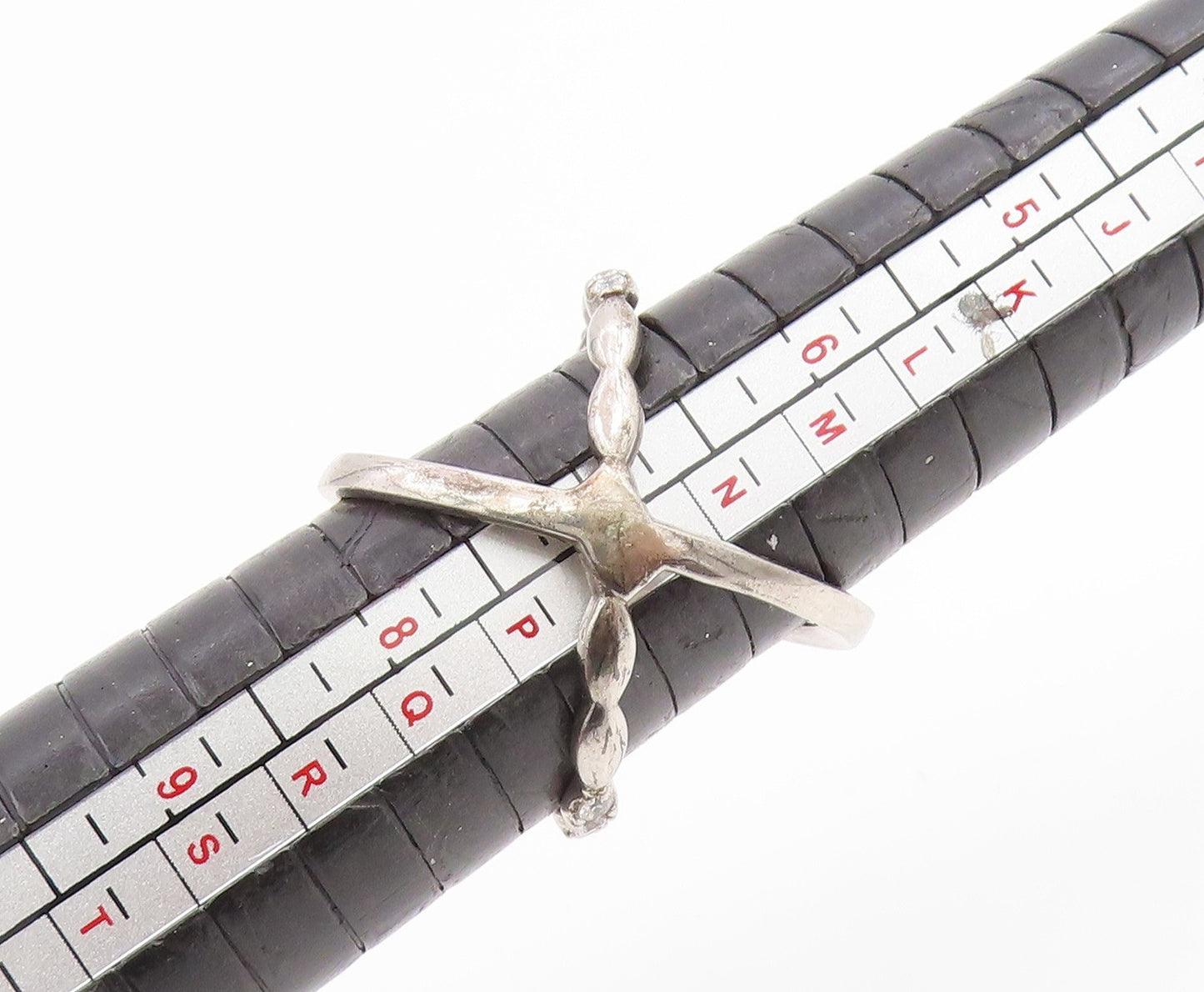 925 Sterling Silver Vintage Ring Modernist CZ Criss Cross Band Sz 7 RG34878