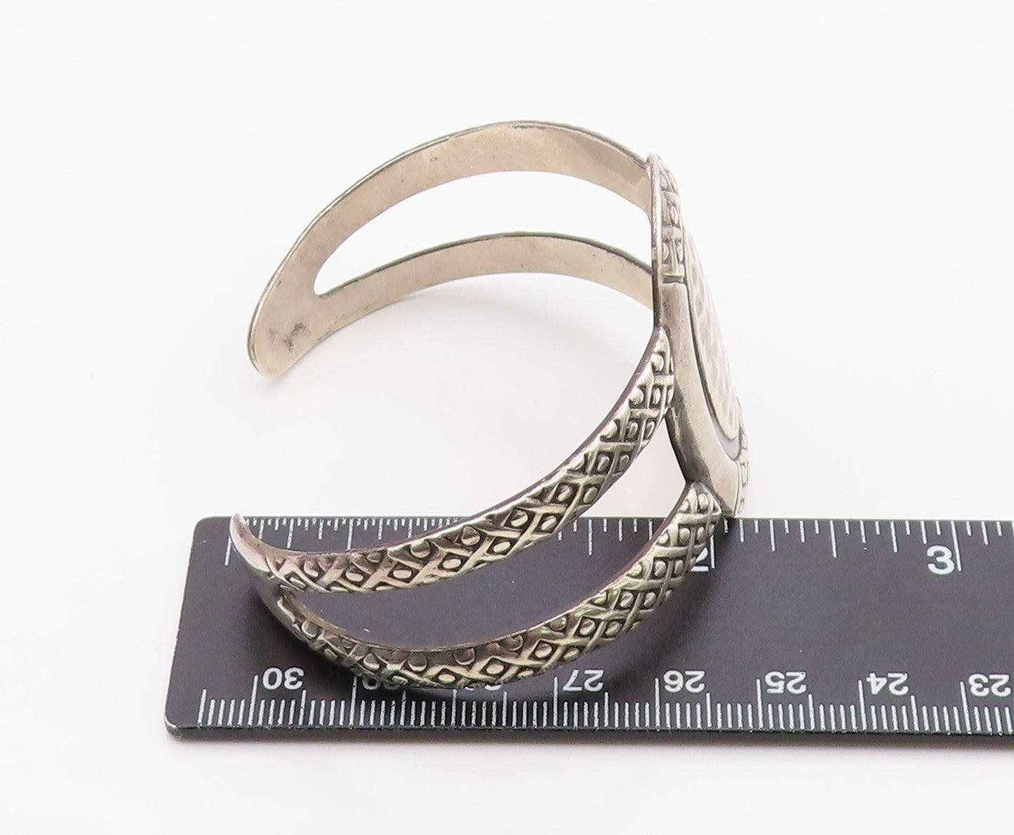925 Sterling Silver Vintage Bracelet MEXICO Hammered Concho Shield Cuff BT12138