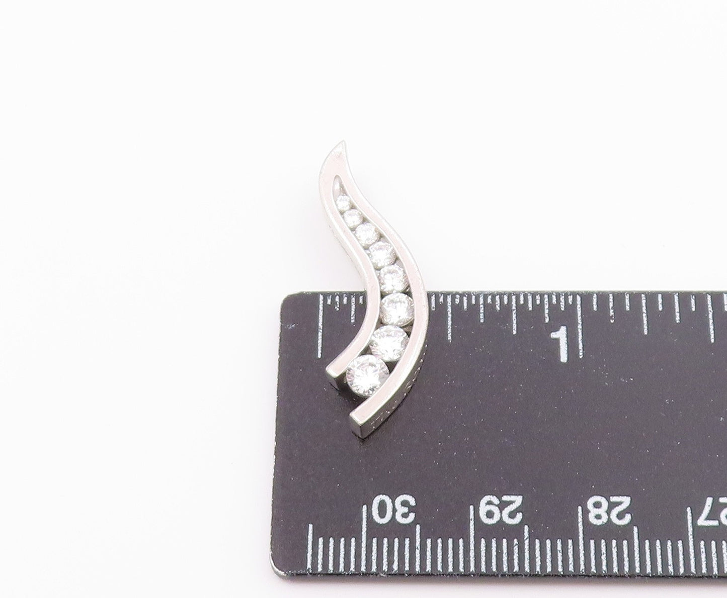 925 Sterling Silver Vintage Graduated Cubic Zirconia Swirl Pendant PT21244