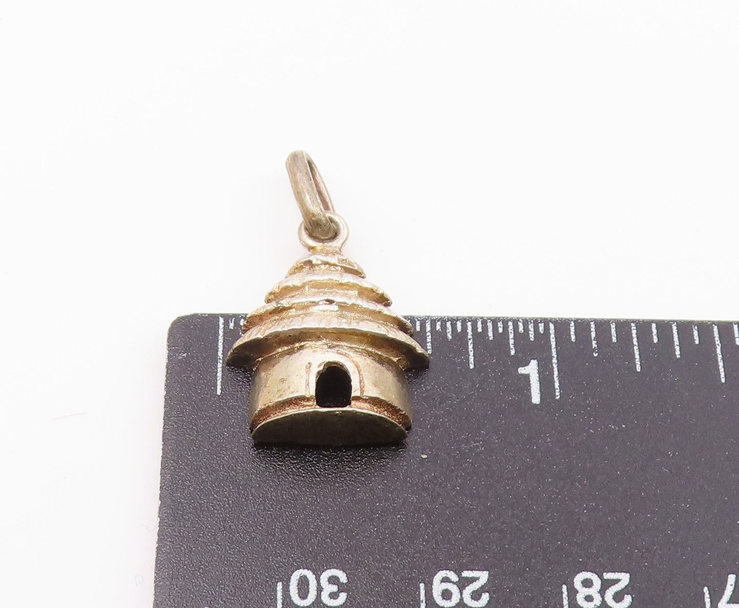 925 Sterling Silver Vintage Petite Hut House Motif Pendant PT18956