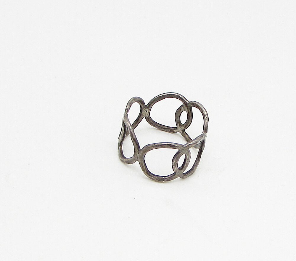 925 Sterling Silver Vintage Dark Tone Hammered Hoops Band Ring Sz 7 RG3398