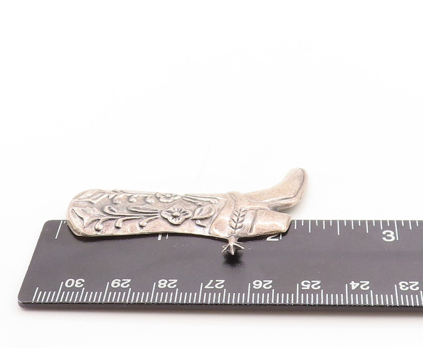 925 Sterling Silver Vintage Brooch Pin Solid Floral Design Carved Boots BP11332