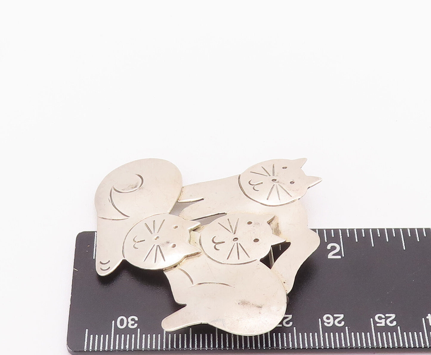 925 Sterling Silver Vintage Brooch Pin MEXICO Cutout Playful Cat Family BP10741