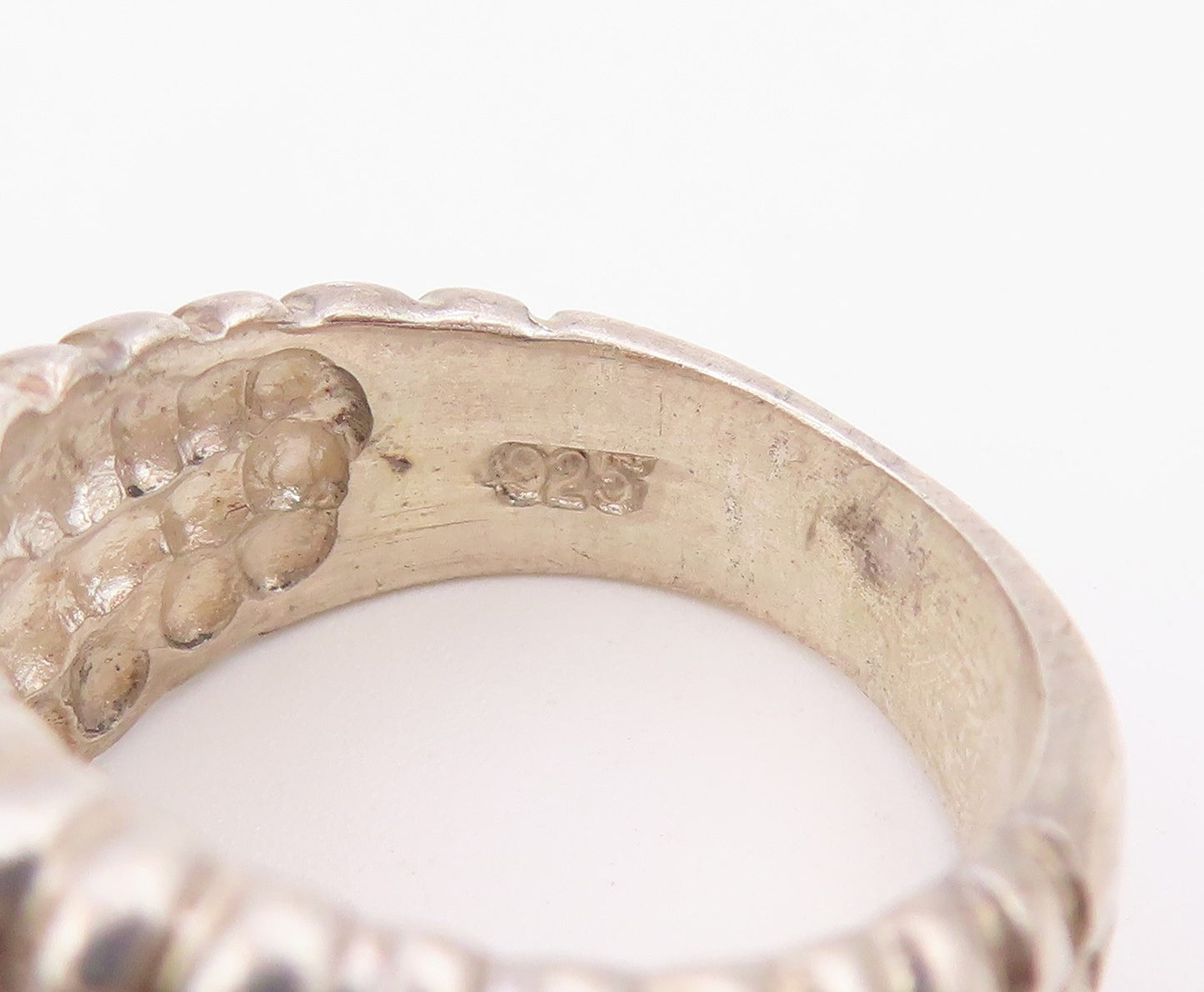 925 Sterling Silver Vintage Ring Multi Stone Triple Row Ribbed Band Sz 6 RG36477