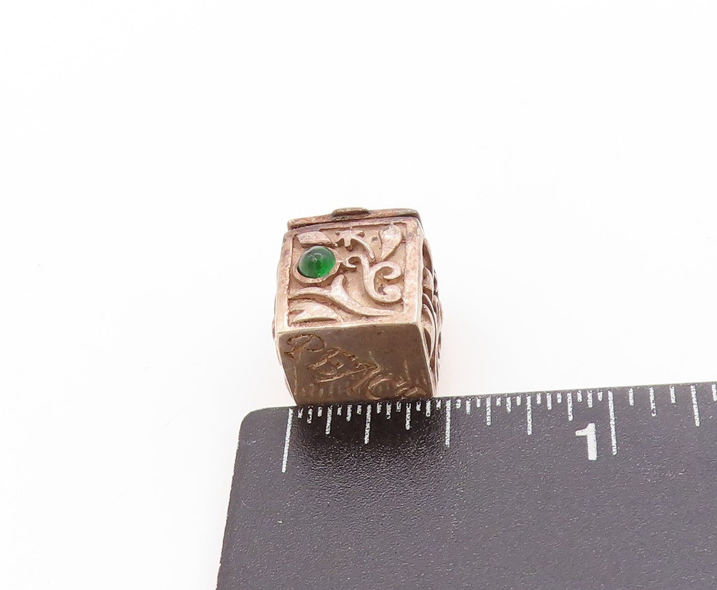 925 Sterling Silver Vintage Pendant Green Gemstone Floral Box OPENS PT25142