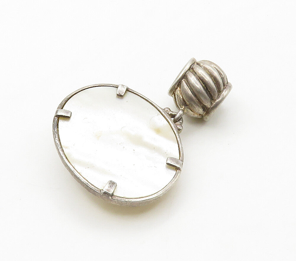925 Sterling Silver Vintage Mother Of Pearl Oval Fluted Bail Pendant PT12562