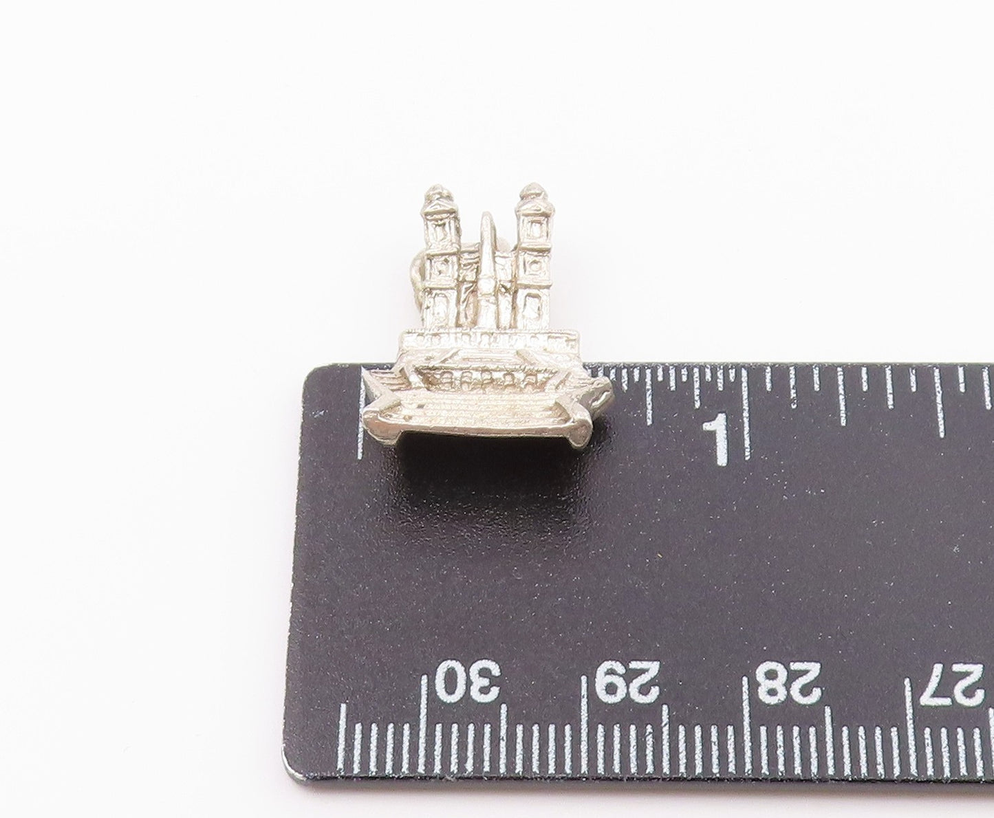 925 Sterling Silver Vintage Shiny Petite Building Drop Pendant PT17897