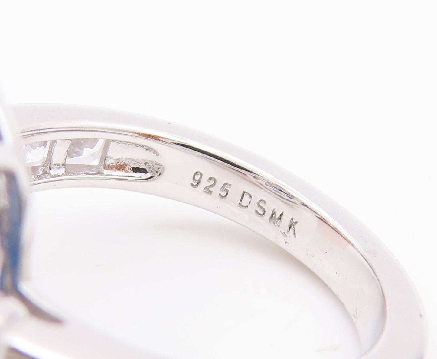 925 Sterling Silver Vintage Ring Designer Oval Sapphire Halo CZ Sz 7 RG29028