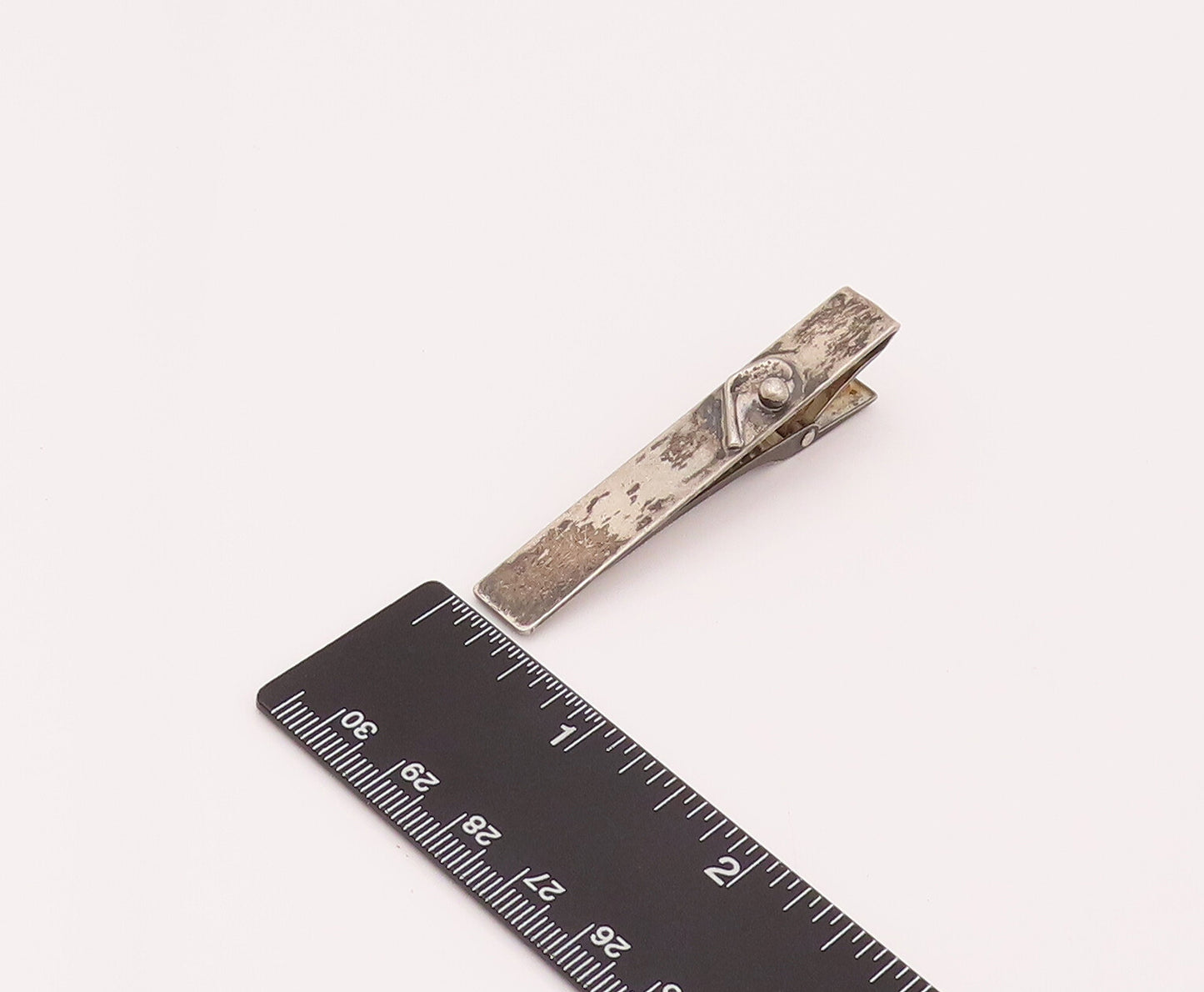 KREISLER 925 Silver Vintage 3D Carved Hokey Stick & Ball Tie Pin TR3487