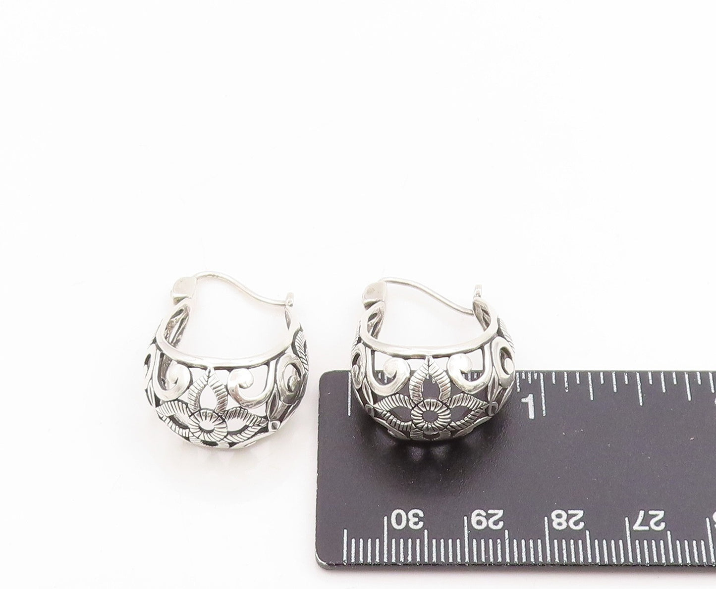 925 Sterling Silver Vintage Earrings Swirly Floral Petal Cut Out Hoops EG13782