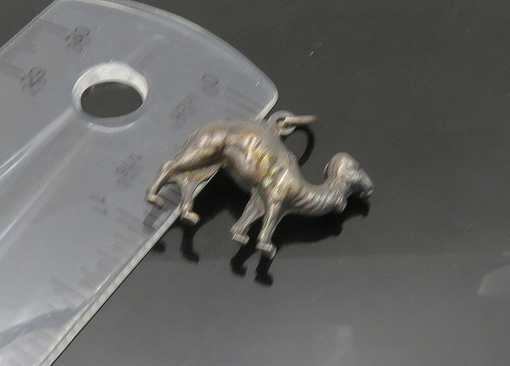 925 Sterling Silver Vintage Oxidized Camel Animal Motif Pendant PT17950