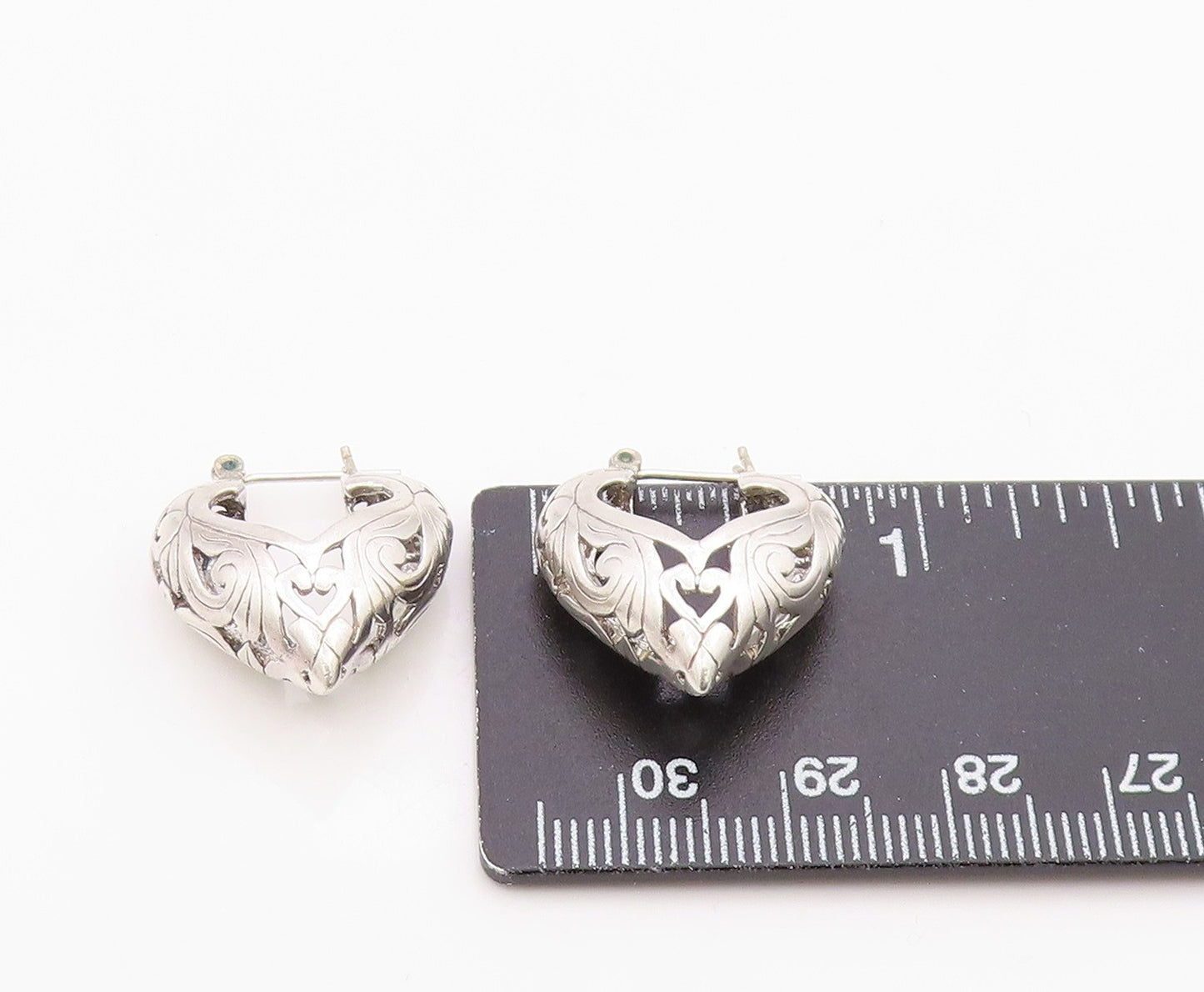 925 Sterling Silver Vintage Earrings Elegant Scrollwork Love Heart Hoop EG14395