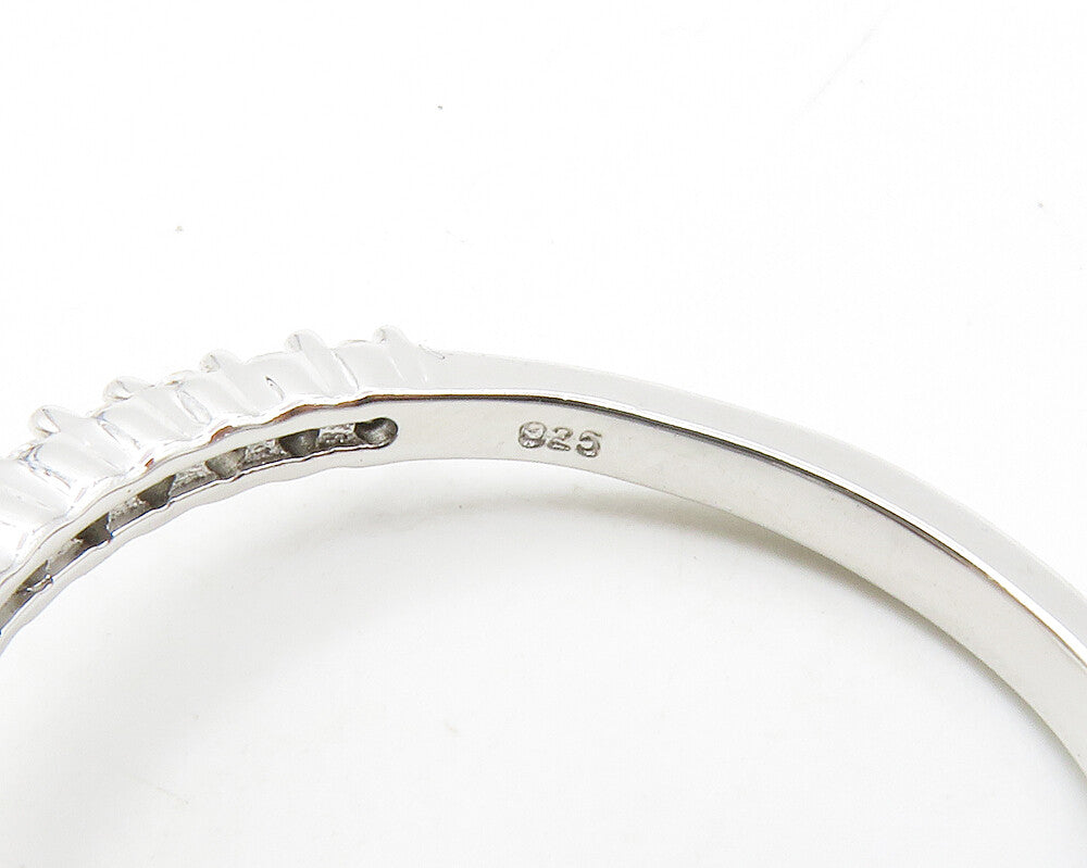 925 Sterling Silver Sparkling Cubic Zirconia Open Circle Hoop Earrings EG7192
