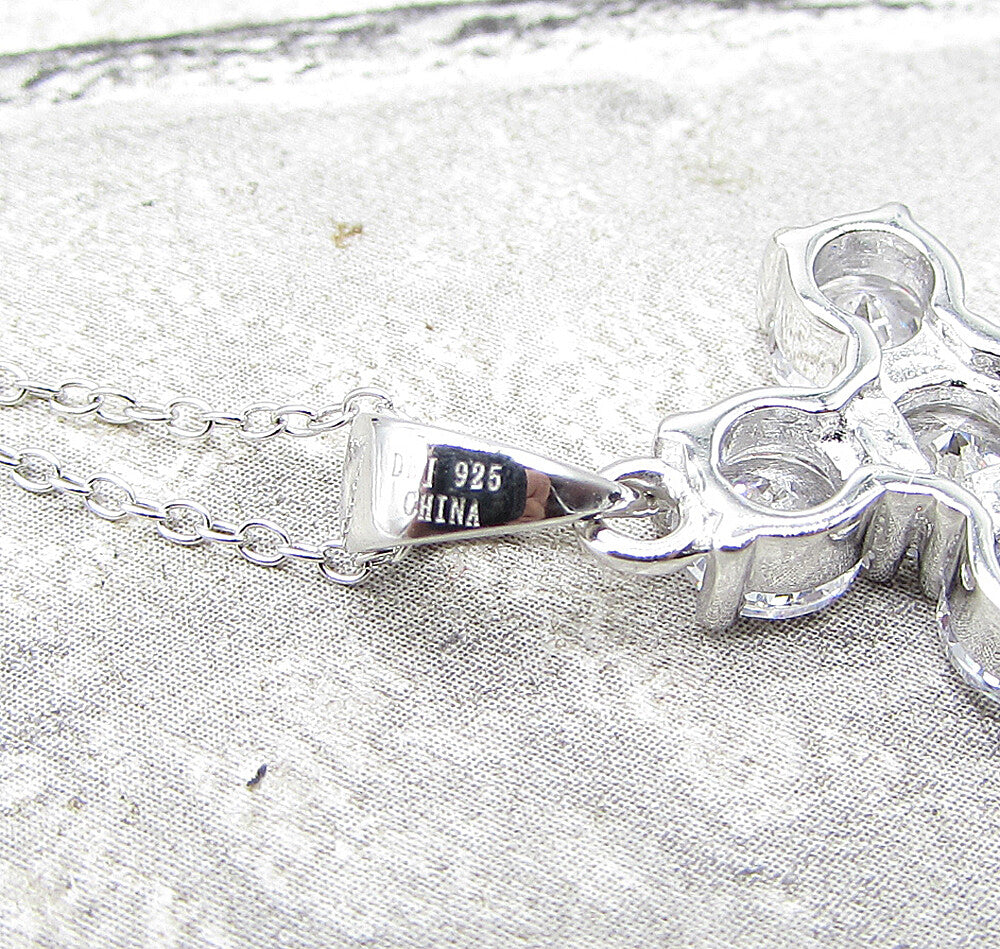 925 Sterling Silver Faceted White Topaz Cross Pendant & Chain PT1326
