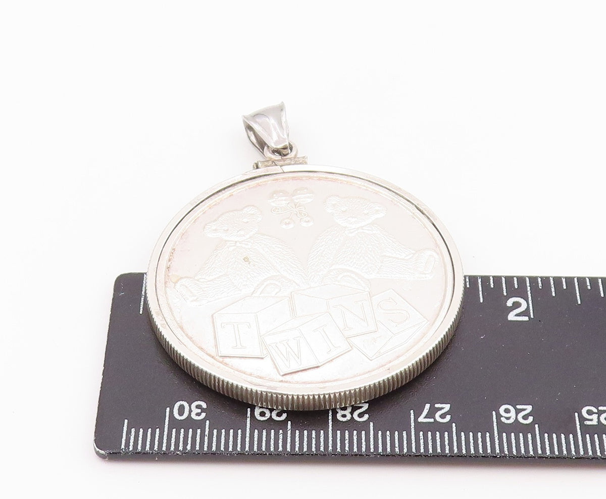 925 Sterling Silver Vintage Pendant Twin Teddy Bears With Toy Blocks PT26401