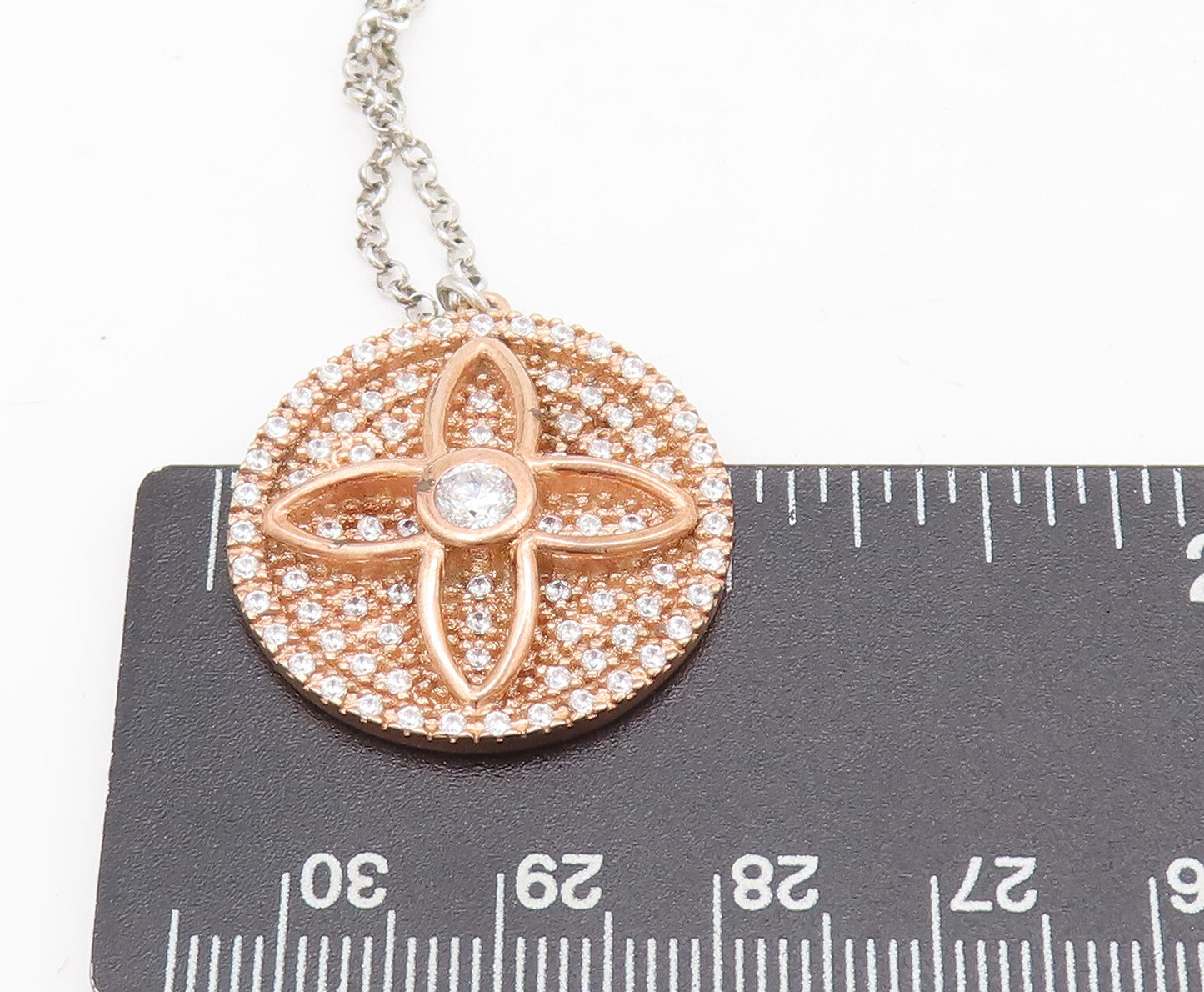 925 Sterling Silver Vintage CZ Inlay Carved Flower Round Necklace NE4216