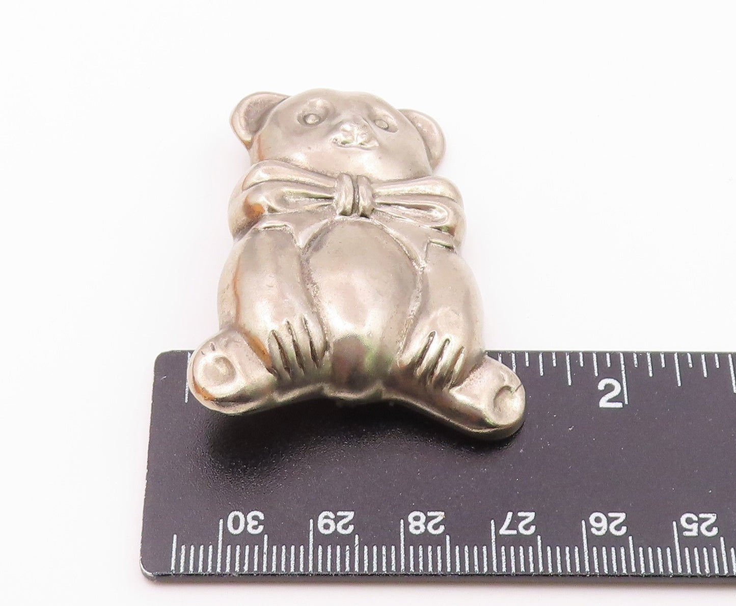925 Sterling Silver Vintage Sitting Hollow Bear With Bow Tie Brooch Pin BP9902
