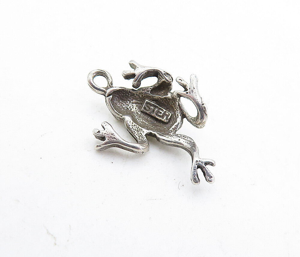 925 Sterling Silver Vintage Petite Shiny Frog Motif Drop Pendant PT3940