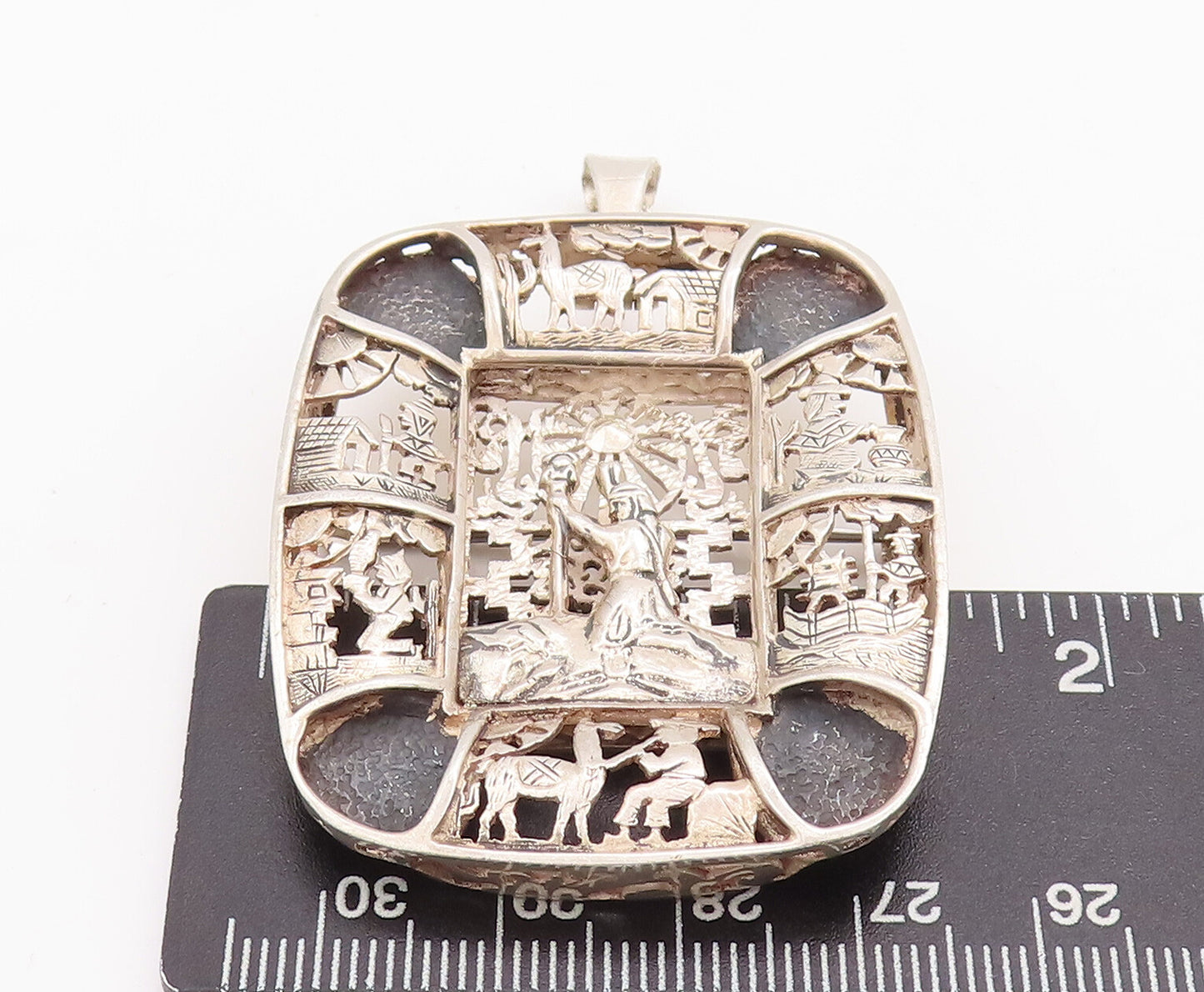925 Sterling Silver Vintage Brooch Pin Egyptian Tribal Life Carved BP11106