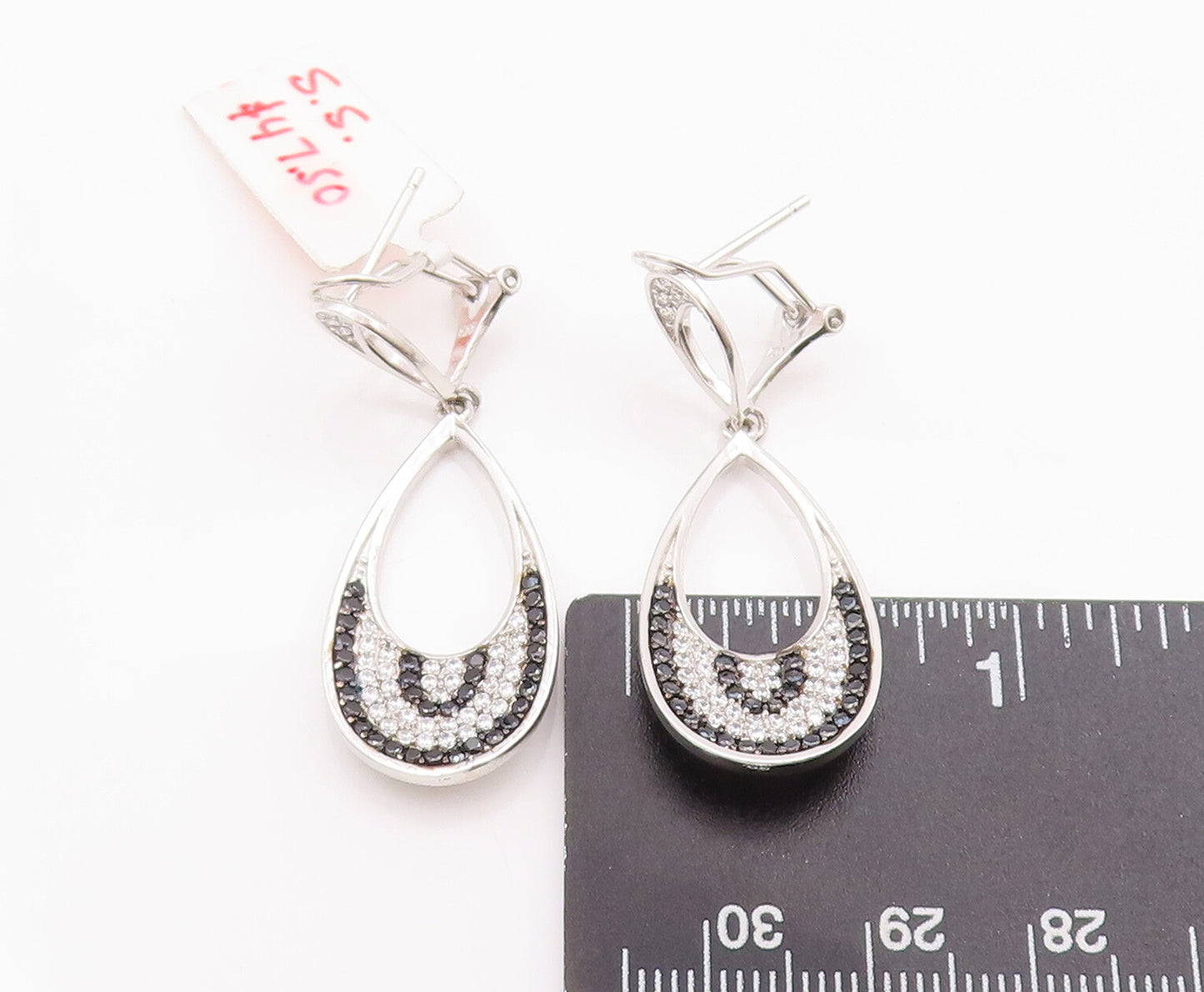 925 Sterling Silver Vintage Earrings Drop Shape Designer Onyx & CZ Bands EG12968