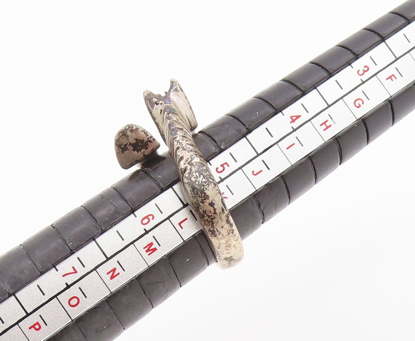 925 Sterling Silver Vintage Ring Classic Giraffe Motif Bypass Band Sz 5 RG35406