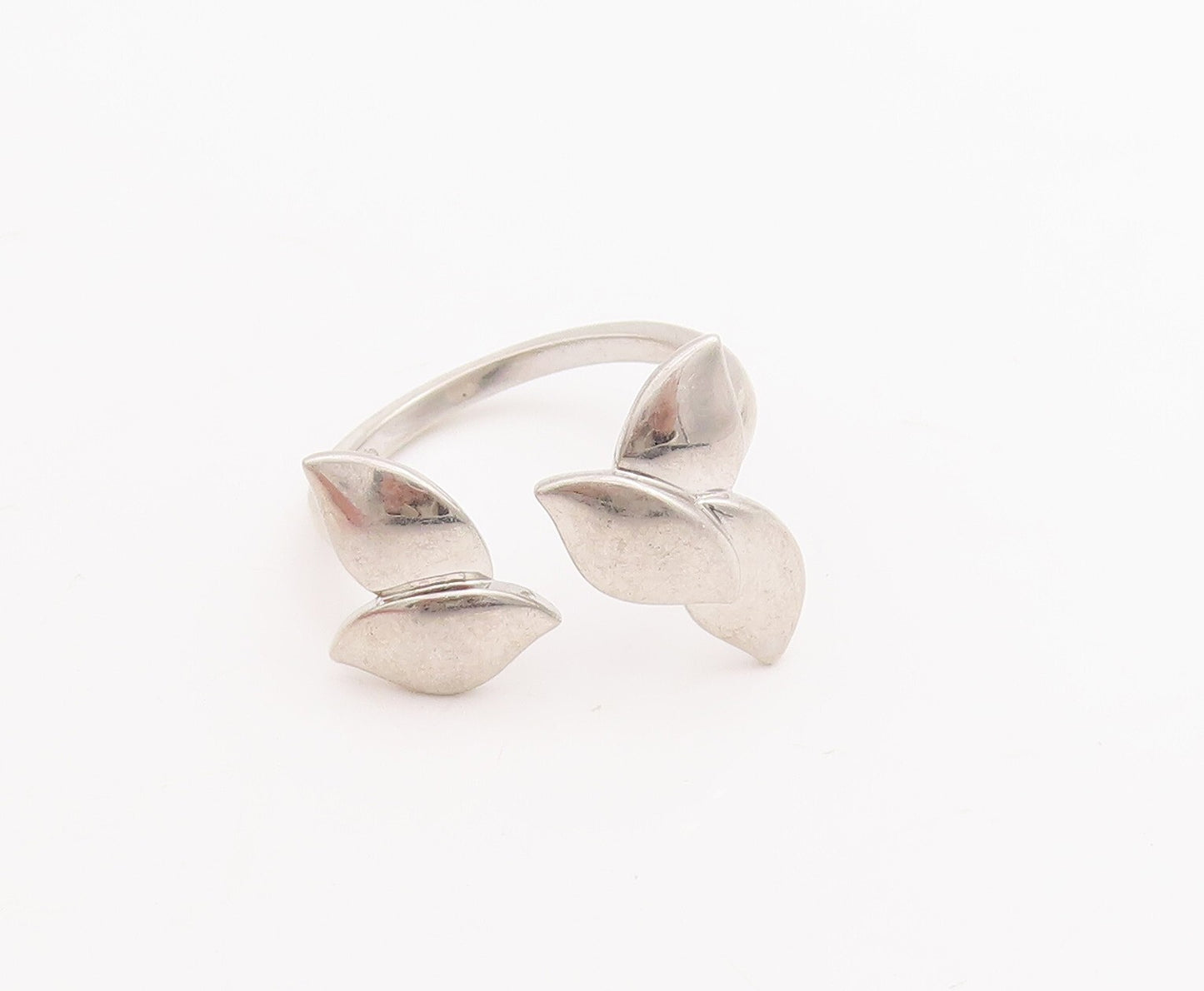 925 Sterling Silver Vintage Ring Solid Falling Leaves Cutout Sz 8 RG28699