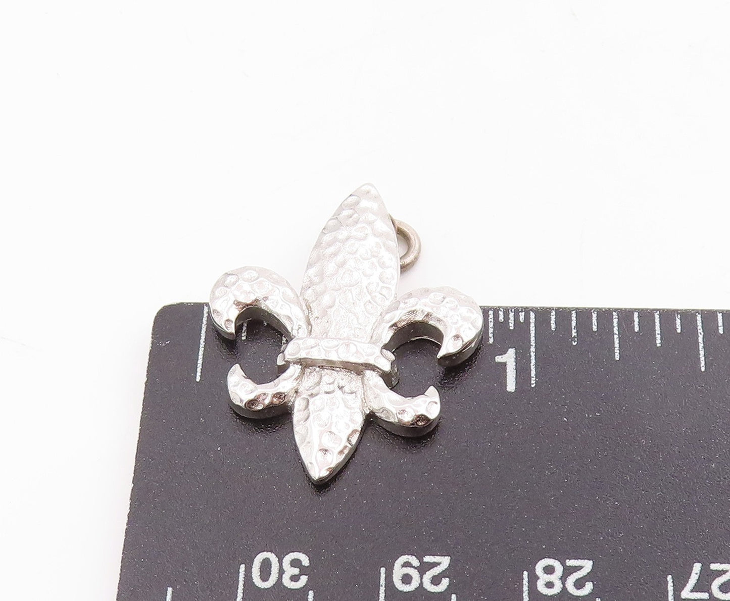 925 Sterling Silver Vintage Pendant Hammered French Lily Royalty Symbol PT25398