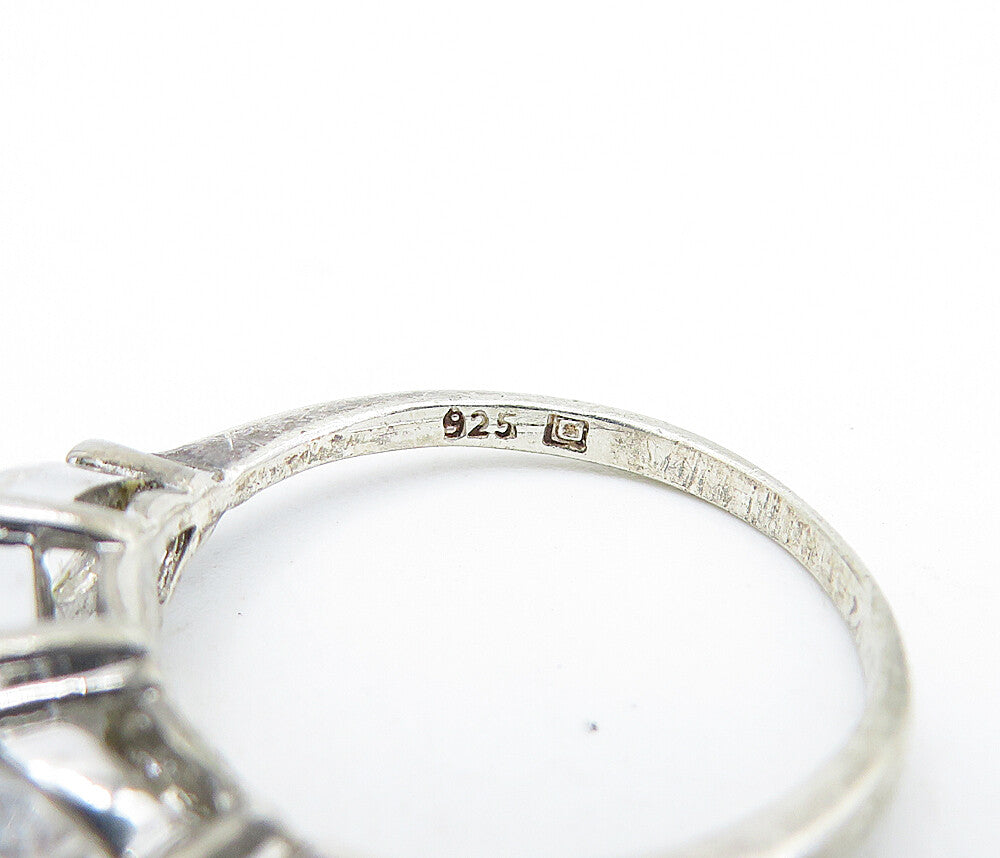 925 Sterling Silver Vintage Cubic Zirconia 3 Stone Band Ring Sz 6 RG6748