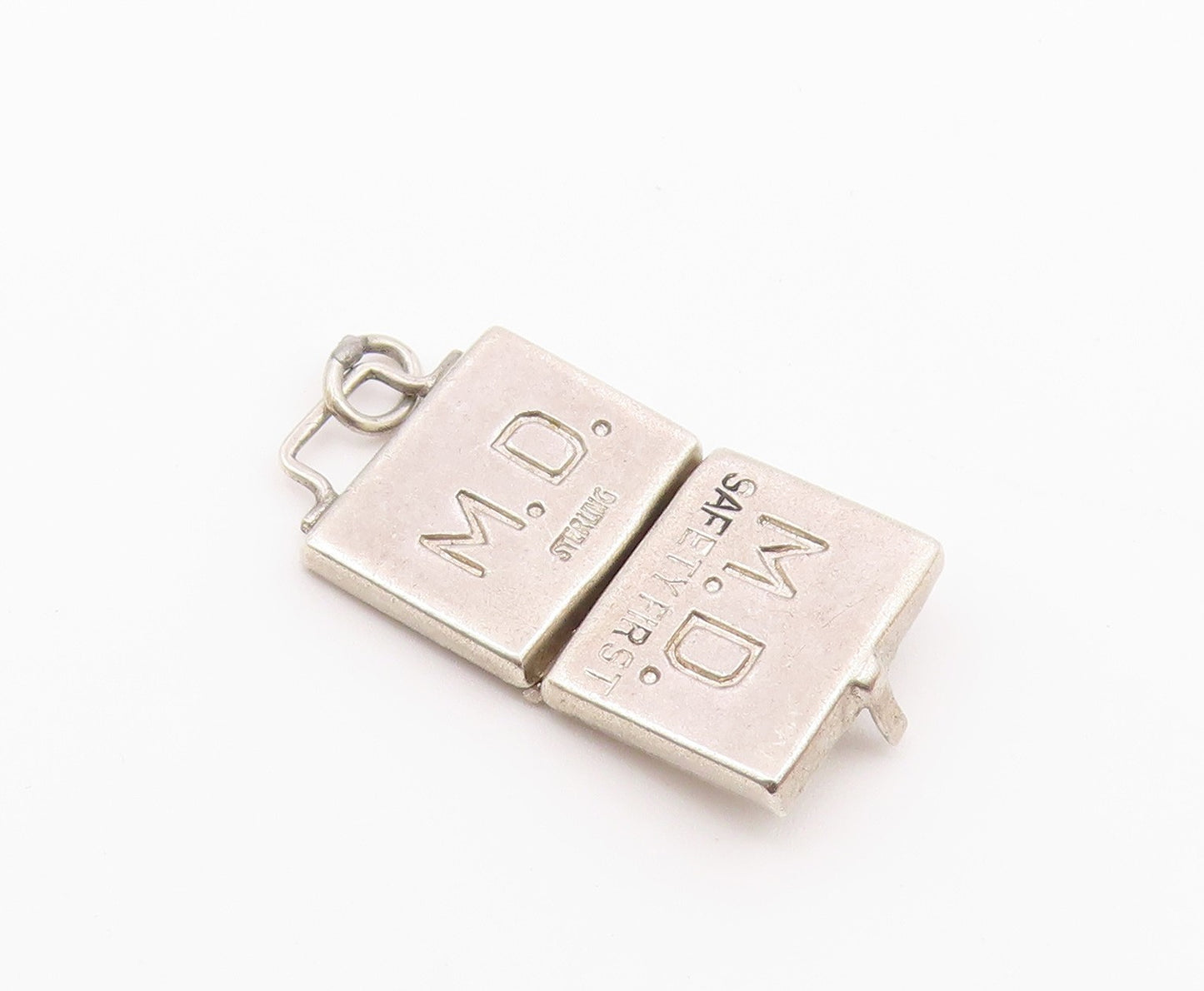 925 Sterling Silver Vintage Safety First Kit Charm Pendant (OPENS) PT21193